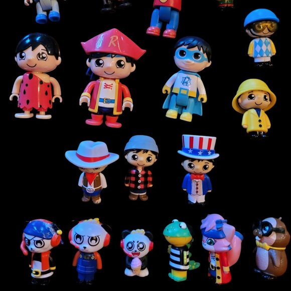 Ryan's World Figures Lot - Picture 2 of 5